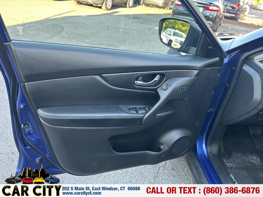 2019 Nissan Rogue AWD SV, available for sale in East Windsor, Connecticut | Car City LLC. East Windsor, Connecticut 2019 Nissan Rogue AWD SV, available for sale in East Windsor, Connecticut | Car City LLC. East Windsor, Connecticut