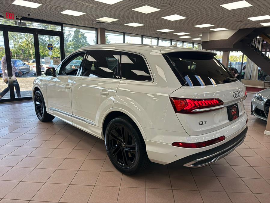 2022 Audi Q7 Premium Plus 55 TFSI quattro, available for sale in Massapequa Park, New York | Power Motors East. Massapequa Park, New York 2022 Audi Q7 Premium Plus 55 TFSI quattro, available for sale in Massapequa Park, New York | Power Motors East. Massapequa Park, New York