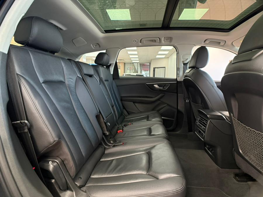 2022 Audi Q7 Premium Plus 55 TFSI quattro, available for sale in Massapequa Park, New York | Power Motors East. Massapequa Park, New York 2022 Audi Q7 Premium Plus 55 TFSI quattro, available for sale in Massapequa Park, New York | Power Motors East. Massapequa Park, New York