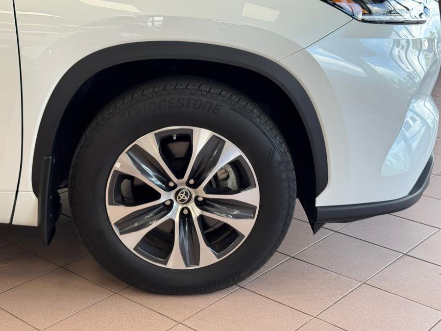 2024 Toyota Highlander XLE AWD (Natl), available for sale in Massapequa Park, New York | Power Motors East. Massapequa Park, New York 2024 Toyota Highlander XLE AWD (Natl), available for sale in Massapequa Park, New York | Power Motors East. Massapequa Park, New York