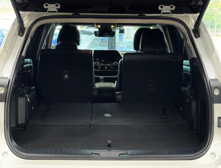 2024 Toyota Highlander XLE AWD (Natl), available for sale in Massapequa Park, New York | Power Motors East. Massapequa Park, New York 2024 Toyota Highlander XLE AWD (Natl), available for sale in Massapequa Park, New York | Power Motors East. Massapequa Park, New York