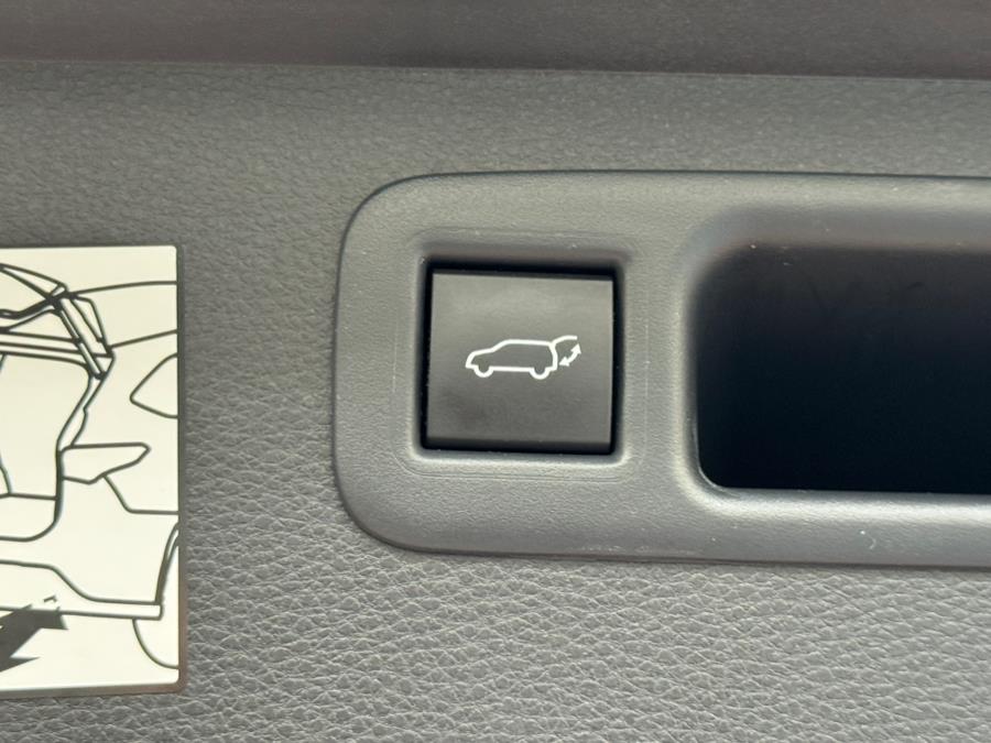 2024 Toyota Highlander XLE AWD (Natl), available for sale in Massapequa Park, New York | Power Motors East. Massapequa Park, New York 2024 Toyota Highlander XLE AWD (Natl), available for sale in Massapequa Park, New York | Power Motors East. Massapequa Park, New York