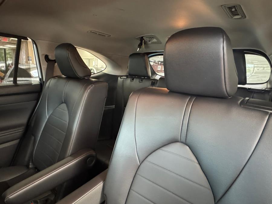 2024 Toyota Highlander XLE AWD (Natl), available for sale in Massapequa Park, New York | Power Motors East. Massapequa Park, New York 2024 Toyota Highlander XLE AWD (Natl), available for sale in Massapequa Park, New York | Power Motors East. Massapequa Park, New York