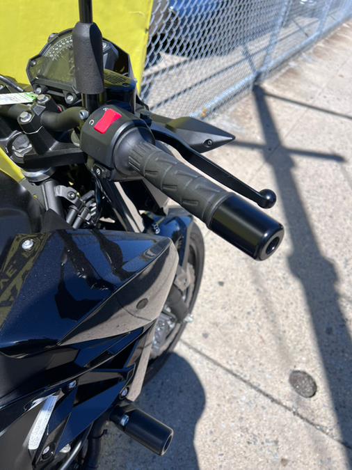 2023 KAWASAKI Z400 ABS, available for sale in Brooklyn, New York | Autoforward Motors Inc.. Brooklyn, New York 2023 KAWASAKI Z400 ABS, available for sale in Brooklyn, New York | Autoforward Motors Inc.. Brooklyn, New York