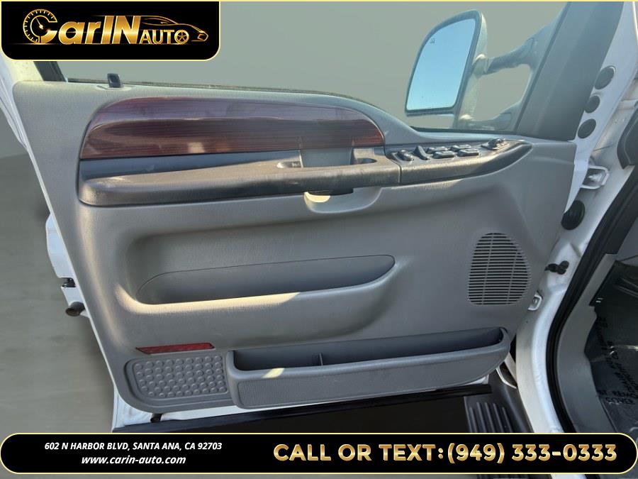2005 Ford Super Duty F-250 Crew Cab 172" Lariat, available for sale in Santa Ana, California | Carin Auto. Santa Ana, California 2005 Ford Super Duty F-250 Crew Cab 172" Lariat, available for sale in Santa Ana, California | Carin Auto. Santa Ana, California