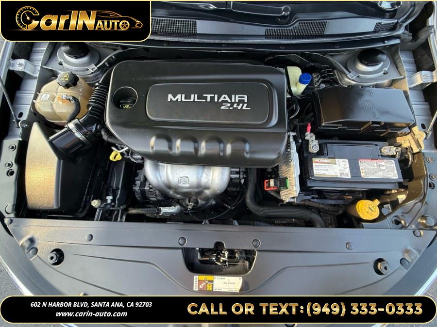 2016 Chrysler 200 4dr Sdn Limited FWD, available for sale in Santa Ana, California | Carin Auto. Santa Ana, California 2016 Chrysler 200 4dr Sdn Limited FWD, available for sale in Santa Ana, California | Carin Auto. Santa Ana, California