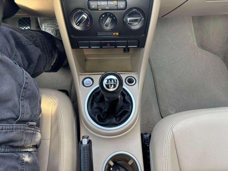 2013 Volkswagen Beetle Coupe 2dr Man 2.5L, available for sale in New haven, Connecticut | Wilson Maturo Motors. New haven, Connecticut 2013 Volkswagen Beetle Coupe 2dr Man 2.5L, available for sale in New haven, Connecticut | Wilson Maturo Motors. New haven, Connecticut