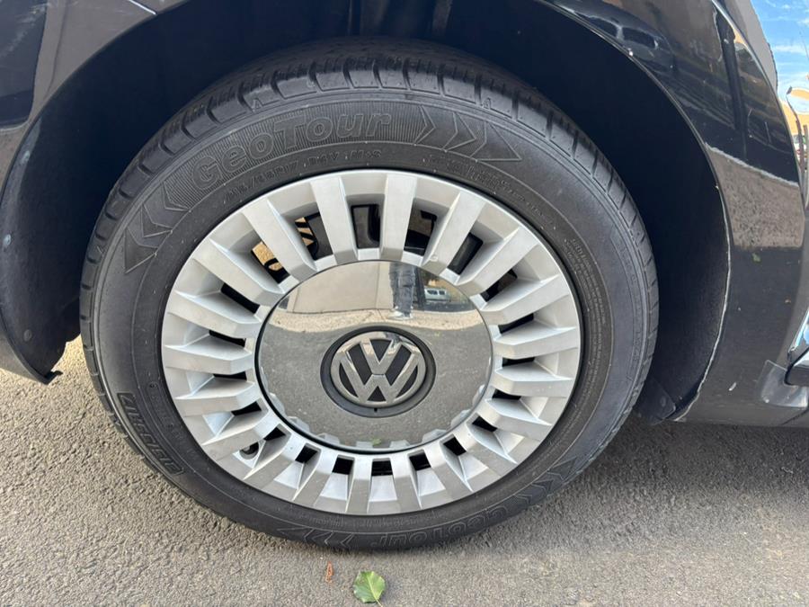 2013 Volkswagen Beetle Coupe 2dr Man 2.5L, available for sale in New haven, Connecticut | Wilson Maturo Motors. New haven, Connecticut 2013 Volkswagen Beetle Coupe 2dr Man 2.5L, available for sale in New haven, Connecticut | Wilson Maturo Motors. New haven, Connecticut