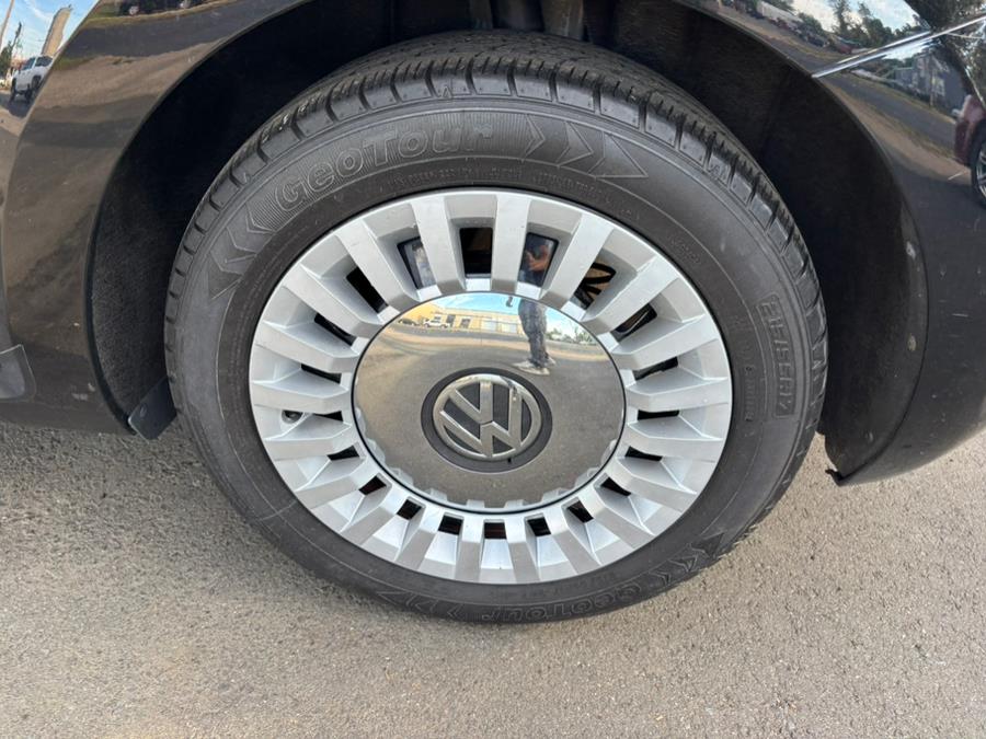 2013 Volkswagen Beetle Coupe 2dr Man 2.5L, available for sale in New haven, Connecticut | Wilson Maturo Motors. New haven, Connecticut 2013 Volkswagen Beetle Coupe 2dr Man 2.5L, available for sale in New haven, Connecticut | Wilson Maturo Motors. New haven, Connecticut