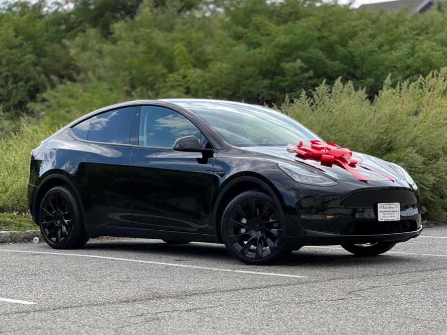 Used 2022 Tesla Model Y in Paterson, New Jersey | Speedway Motors LLC. Paterson, New Jersey