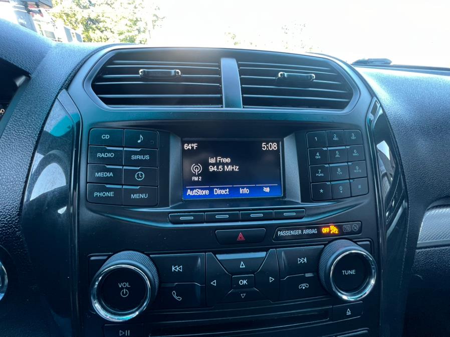 2017 Ford Explorer XLT 4WD, available for sale in Winchester, Massachusetts | Boston Prime Cars. Winchester, Massachusetts 2017 Ford Explorer XLT 4WD, available for sale in Winchester, Massachusetts | Boston Prime Cars. Winchester, Massachusetts