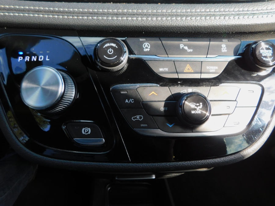 2019 Chrysler Pacifica Limited FWD, available for sale in Lodi, New Jersey | Soliman Motors. Lodi, New Jersey 2019 Chrysler Pacifica Limited FWD, available for sale in Lodi, New Jersey | Soliman Motors. Lodi, New Jersey