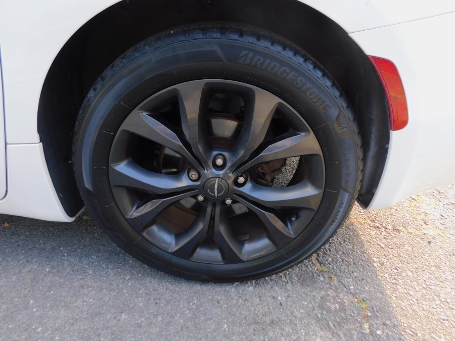 2019 Chrysler Pacifica Limited FWD, available for sale in Lodi, New Jersey | Soliman Motors. Lodi, New Jersey 2019 Chrysler Pacifica Limited FWD, available for sale in Lodi, New Jersey | Soliman Motors. Lodi, New Jersey