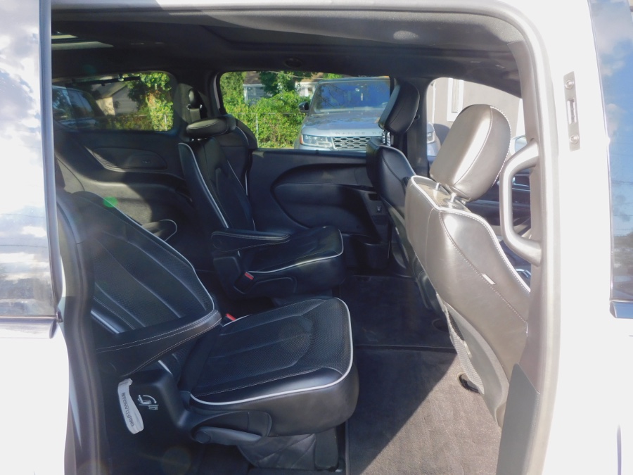 2019 Chrysler Pacifica Limited FWD, available for sale in Lodi, New Jersey | Soliman Motors. Lodi, New Jersey 2019 Chrysler Pacifica Limited FWD, available for sale in Lodi, New Jersey | Soliman Motors. Lodi, New Jersey