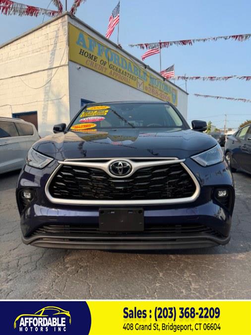 Used 2022 Toyota Highlander in Bridgeport, Connecticut | Affordable Motors Inc. Bridgeport, Connecticut