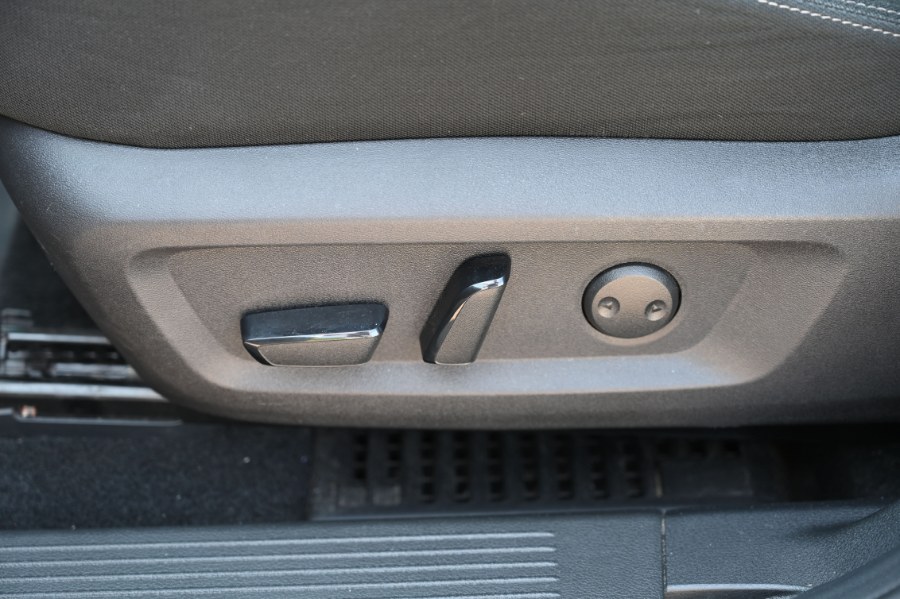 2024 Nissan Rogue AWD SV, available for sale in Waterbury, Connecticut | Highline Car Connection. Waterbury, Connecticut 2024 Nissan Rogue AWD SV, available for sale in Waterbury, Connecticut | Highline Car Connection. Waterbury, Connecticut