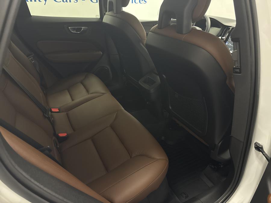 2018 Volvo XC60 T6 AWD Momentum, available for sale in Plainville, Connecticut | New England Auto Sales LLC. Plainville, Connecticut 2018 Volvo XC60 T6 AWD Momentum, available for sale in Plainville, Connecticut | New England Auto Sales LLC. Plainville, Connecticut