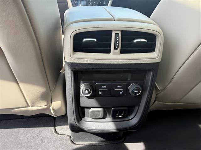 2017 Buick Envision Essence, available for sale in Stratford, Connecticut | Wiz Leasing Inc. Stratford, Connecticut 2017 Buick Envision Essence, available for sale in Stratford, Connecticut | Wiz Leasing Inc. Stratford, Connecticut