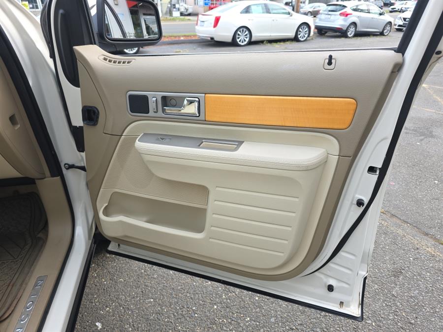 2007 Lincoln MKX AWD 4dr, available for sale in West Haven, Connecticut | Auto Fair Inc.. West Haven, Connecticut 2007 Lincoln MKX AWD 4dr, available for sale in West Haven, Connecticut | Auto Fair Inc.. West Haven, Connecticut