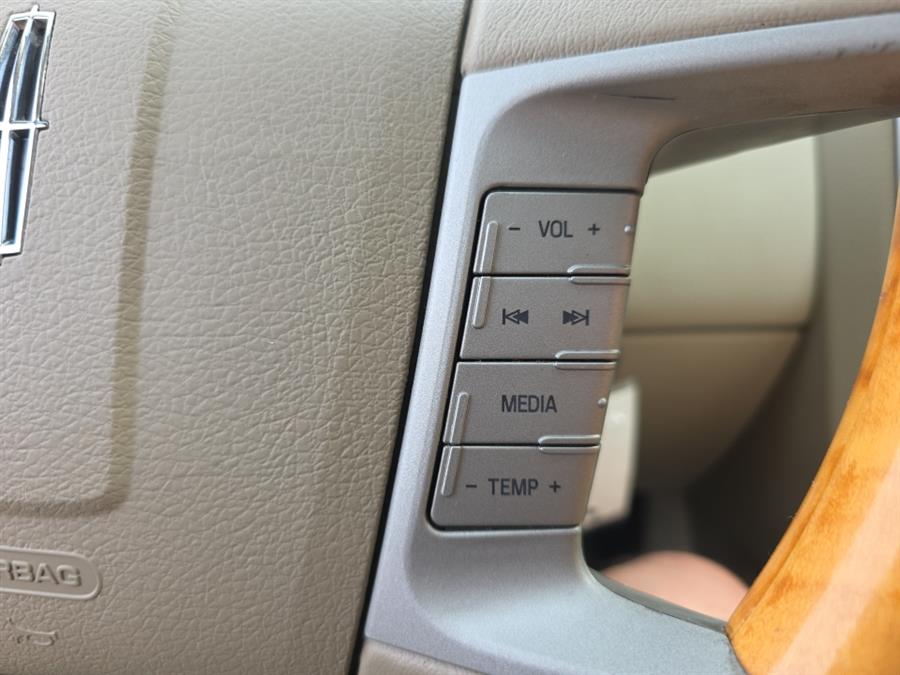 2007 Lincoln MKX AWD 4dr, available for sale in West Haven, Connecticut | Auto Fair Inc.. West Haven, Connecticut 2007 Lincoln MKX AWD 4dr, available for sale in West Haven, Connecticut | Auto Fair Inc.. West Haven, Connecticut