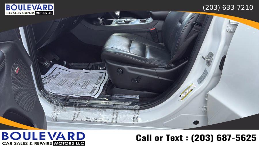 2017 Dodge Durango GT Sport Utility 4D, available for sale in New Haven, Connecticut | Boulevard Motors LLC. New Haven, Connecticut 2017 Dodge Durango GT Sport Utility 4D, available for sale in New Haven, Connecticut | Boulevard Motors LLC. New Haven, Connecticut