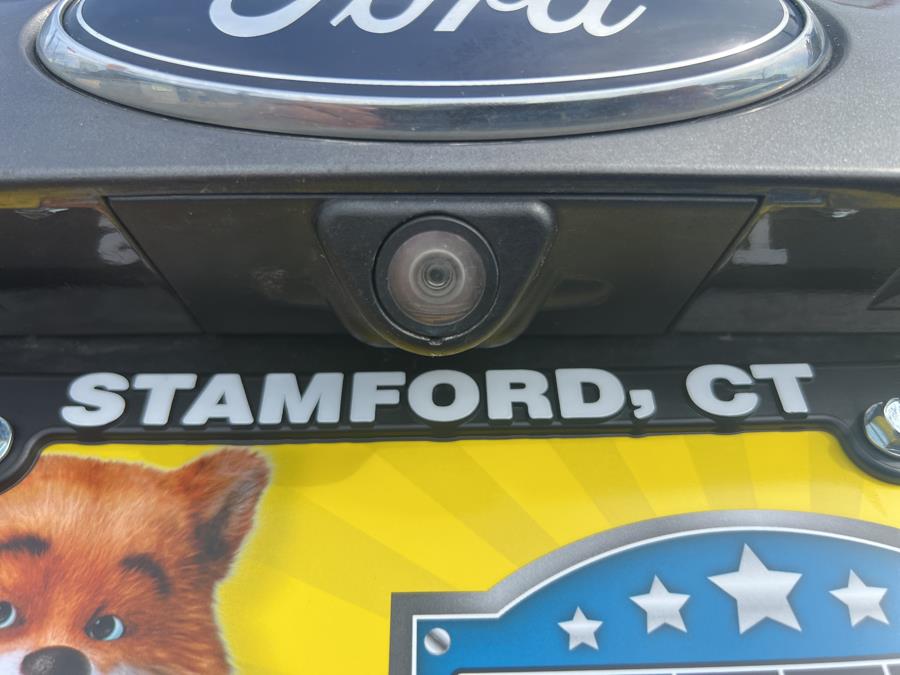 2015 Ford Escape FWD 4dr SE, available for sale in Stamford, Connecticut | Harbor View Auto Sales LLC. Stamford, Connecticut 2015 Ford Escape FWD 4dr SE, available for sale in Stamford, Connecticut | Harbor View Auto Sales LLC. Stamford, Connecticut
