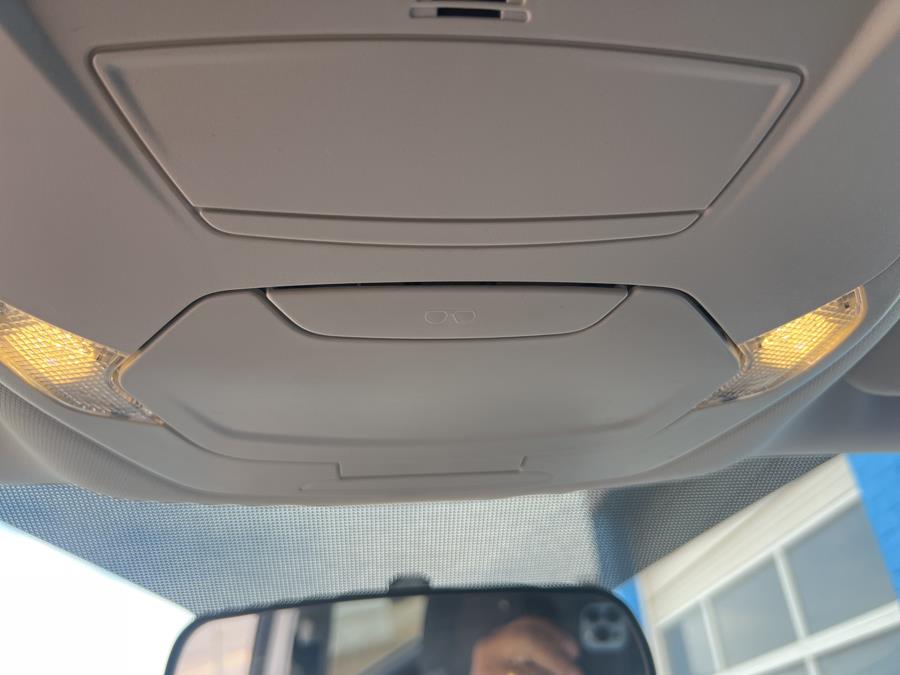 2015 Ford Escape FWD 4dr SE, available for sale in Stamford, Connecticut | Harbor View Auto Sales LLC. Stamford, Connecticut 2015 Ford Escape FWD 4dr SE, available for sale in Stamford, Connecticut | Harbor View Auto Sales LLC. Stamford, Connecticut