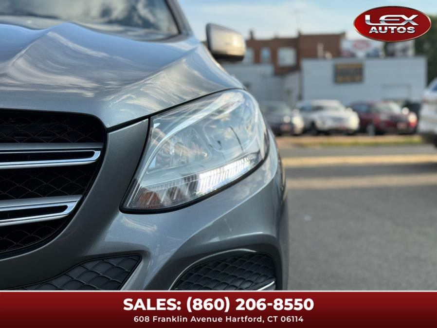 2018 Mercedes Benz GLE 350 4MATIC photo 3