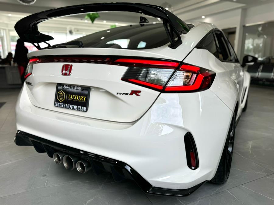 2025 Honda Civic Type R Manual, available for sale in Franklin Square, New York | Luxury Motor Club. Franklin Square, New York 2025 Honda Civic Type R Manual, available for sale in Franklin Square, New York | Luxury Motor Club. Franklin Square, New York