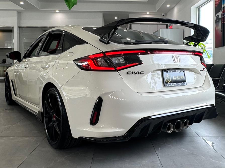 2025 Honda Civic Type R Manual, available for sale in Franklin Square, New York | Luxury Motor Club. Franklin Square, New York 2025 Honda Civic Type R Manual, available for sale in Franklin Square, New York | Luxury Motor Club. Franklin Square, New York