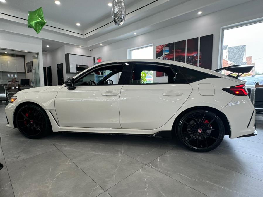 2025 Honda Civic Type R Manual, available for sale in Franklin Square, New York | Luxury Motor Club. Franklin Square, New York 2025 Honda Civic Type R Manual, available for sale in Franklin Square, New York | Luxury Motor Club. Franklin Square, New York