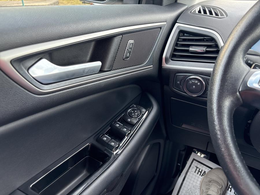 2019 Ford Edge SEL AWD, available for sale in Old Saybrook, Connecticut | Saybrook Auto Barn. Old Saybrook, Connecticut 2019 Ford Edge SEL AWD, available for sale in Old Saybrook, Connecticut | Saybrook Auto Barn. Old Saybrook, Connecticut