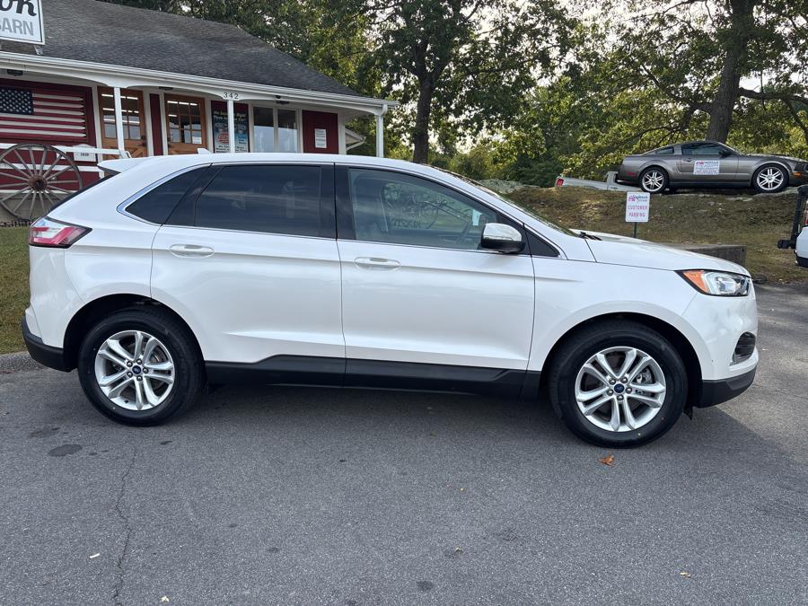 2019 Ford Edge SEL AWD, available for sale in Old Saybrook, Connecticut | Saybrook Auto Barn. Old Saybrook, Connecticut 2019 Ford Edge SEL AWD, available for sale in Old Saybrook, Connecticut | Saybrook Auto Barn. Old Saybrook, Connecticut