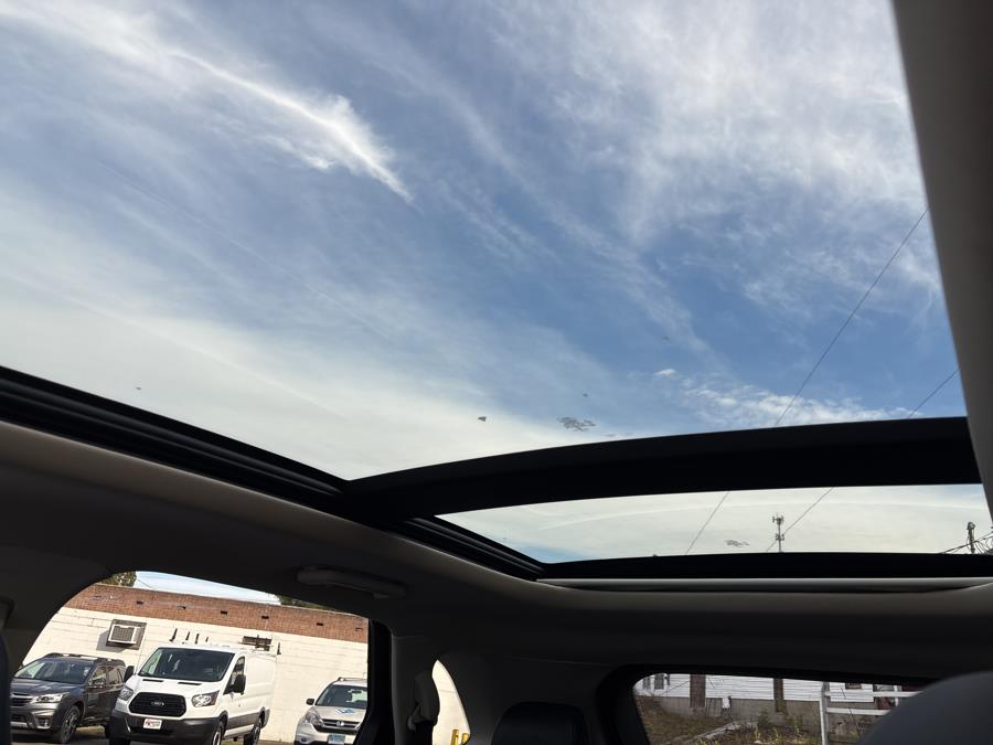 2019 Ford Edge SEL AWD, available for sale in Old Saybrook, Connecticut | Saybrook Auto Barn. Old Saybrook, Connecticut 2019 Ford Edge SEL AWD, available for sale in Old Saybrook, Connecticut | Saybrook Auto Barn. Old Saybrook, Connecticut