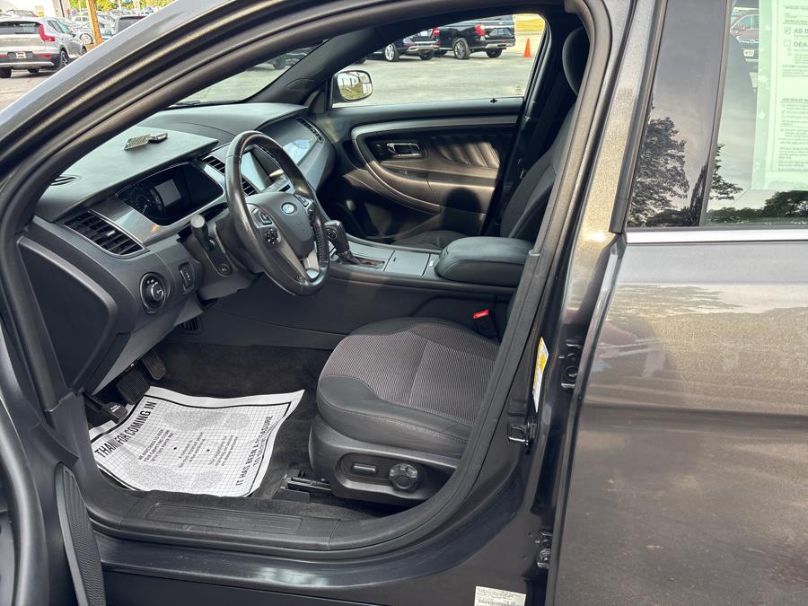 2015 Ford Taurus 4dr Sdn SEL FWD, available for sale in Old Saybrook, Connecticut | Saybrook Auto Barn. Old Saybrook, Connecticut 2015 Ford Taurus 4dr Sdn SEL FWD, available for sale in Old Saybrook, Connecticut | Saybrook Auto Barn. Old Saybrook, Connecticut