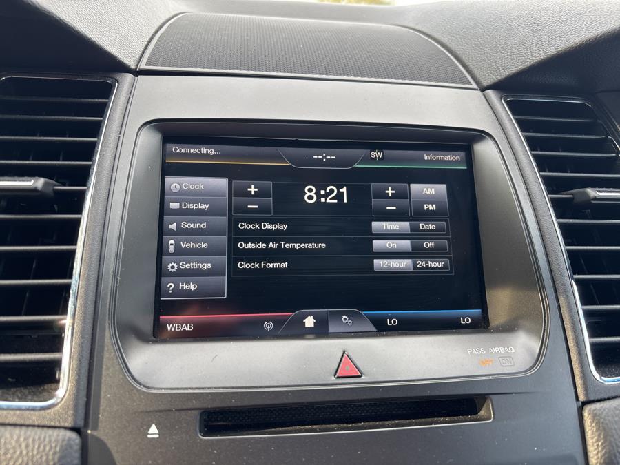 2015 Ford Taurus 4dr Sdn SEL FWD, available for sale in Old Saybrook, Connecticut | Saybrook Auto Barn. Old Saybrook, Connecticut 2015 Ford Taurus 4dr Sdn SEL FWD, available for sale in Old Saybrook, Connecticut | Saybrook Auto Barn. Old Saybrook, Connecticut