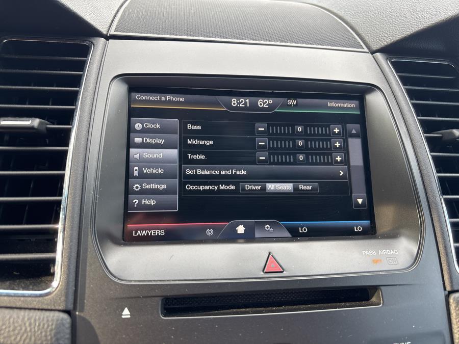 2015 Ford Taurus 4dr Sdn SEL FWD, available for sale in Old Saybrook, Connecticut | Saybrook Auto Barn. Old Saybrook, Connecticut 2015 Ford Taurus 4dr Sdn SEL FWD, available for sale in Old Saybrook, Connecticut | Saybrook Auto Barn. Old Saybrook, Connecticut