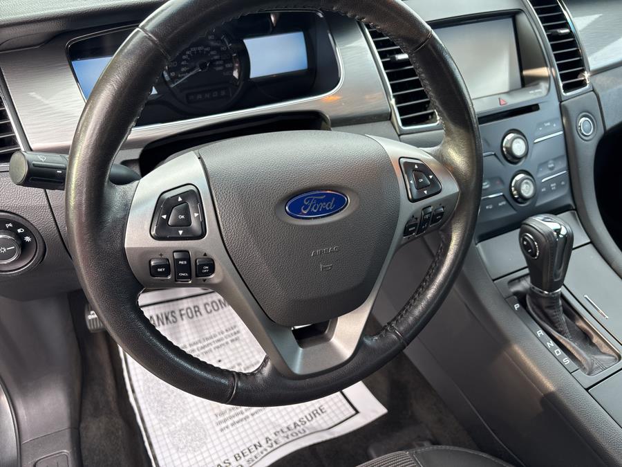2015 Ford Taurus 4dr Sdn SEL FWD, available for sale in Old Saybrook, Connecticut | Saybrook Auto Barn. Old Saybrook, Connecticut 2015 Ford Taurus 4dr Sdn SEL FWD, available for sale in Old Saybrook, Connecticut | Saybrook Auto Barn. Old Saybrook, Connecticut