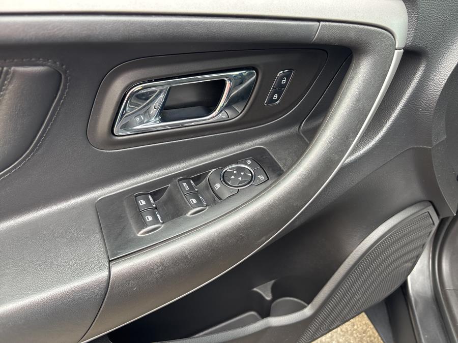 2015 Ford Taurus 4dr Sdn SEL FWD, available for sale in Old Saybrook, Connecticut | Saybrook Auto Barn. Old Saybrook, Connecticut 2015 Ford Taurus 4dr Sdn SEL FWD, available for sale in Old Saybrook, Connecticut | Saybrook Auto Barn. Old Saybrook, Connecticut