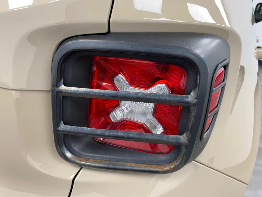 2016 Jeep Renegade 4WD 4dr Latitude, available for sale in Linden, New Jersey | East Coast Auto Group. Linden, New Jersey 2016 Jeep Renegade 4WD 4dr Latitude, available for sale in Linden, New Jersey | East Coast Auto Group. Linden, New Jersey