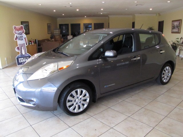 2016 Nissan LEAF 4dr HB SL, available for sale in Placentia, California | Auto Network Group Inc. Placentia, California 2016 Nissan LEAF 4dr HB SL, available for sale in Placentia, California | Auto Network Group Inc. Placentia, California