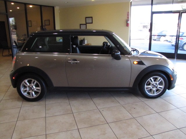 2013 MINI Cooper Hardtop 2dr Cpe, available for sale in Placentia, California | Auto Network Group Inc. Placentia, California 2013 MINI Cooper Hardtop 2dr Cpe, available for sale in Placentia, California | Auto Network Group Inc. Placentia, California