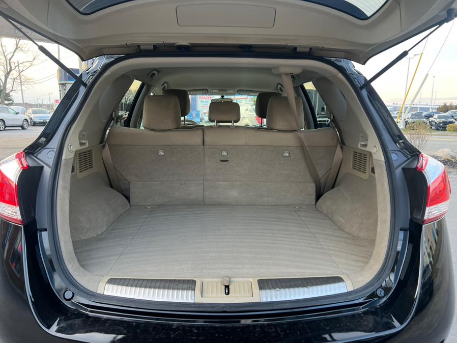 2013 Nissan Murano AWD 4dr SV, available for sale in Swansea, Massachusetts | Gas On The Run. Swansea, Massachusetts 2013 Nissan Murano AWD 4dr SV, available for sale in Swansea, Massachusetts | Gas On The Run. Swansea, Massachusetts