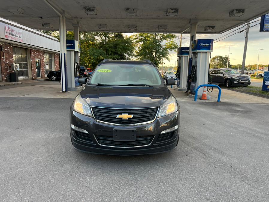 2016 Chevrolet Traverse AWD 4dr LS, available for sale in Swansea, Massachusetts | Gas On The Run. Swansea, Massachusetts 2016 Chevrolet Traverse AWD 4dr LS, available for sale in Swansea, Massachusetts | Gas On The Run. Swansea, Massachusetts