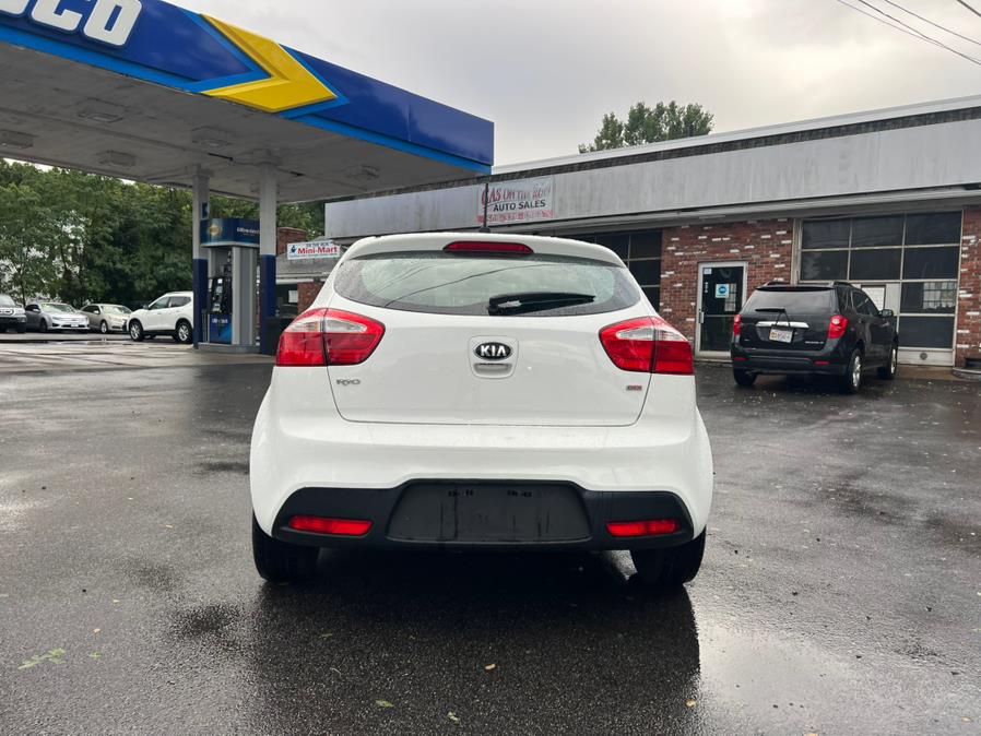 2013 Kia Rio 5dr HB Auto LX, available for sale in Swansea, Massachusetts | Gas On The Run. Swansea, Massachusetts 2013 Kia Rio 5dr HB Auto LX, available for sale in Swansea, Massachusetts | Gas On The Run. Swansea, Massachusetts