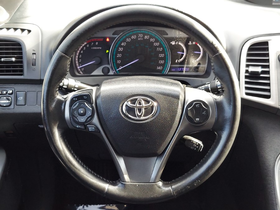2014 Toyota Venza 4dr Wgn I4 AWD XLE (Natl), available for sale in East Windsor, Connecticut | United Auto Sales of E Windsor, Inc. East Windsor, Connecticut 2014 Toyota Venza 4dr Wgn I4 AWD XLE (Natl), available for sale in East Windsor, Connecticut | United Auto Sales of E Windsor, Inc. East Windsor, Connecticut