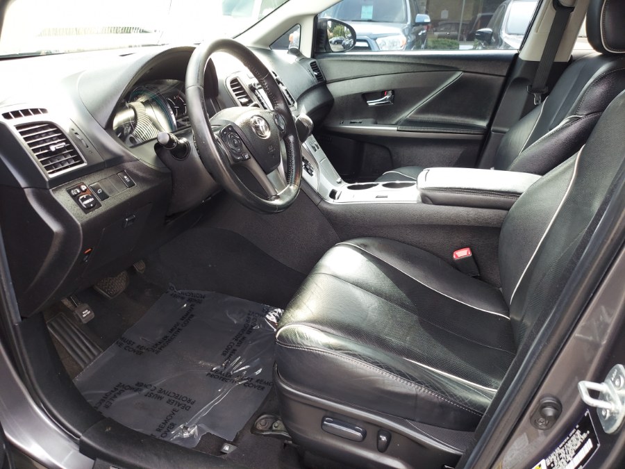 2014 Toyota Venza 4dr Wgn I4 AWD XLE (Natl), available for sale in East Windsor, Connecticut | United Auto Sales of E Windsor, Inc. East Windsor, Connecticut 2014 Toyota Venza 4dr Wgn I4 AWD XLE (Natl), available for sale in East Windsor, Connecticut | United Auto Sales of E Windsor, Inc. East Windsor, Connecticut