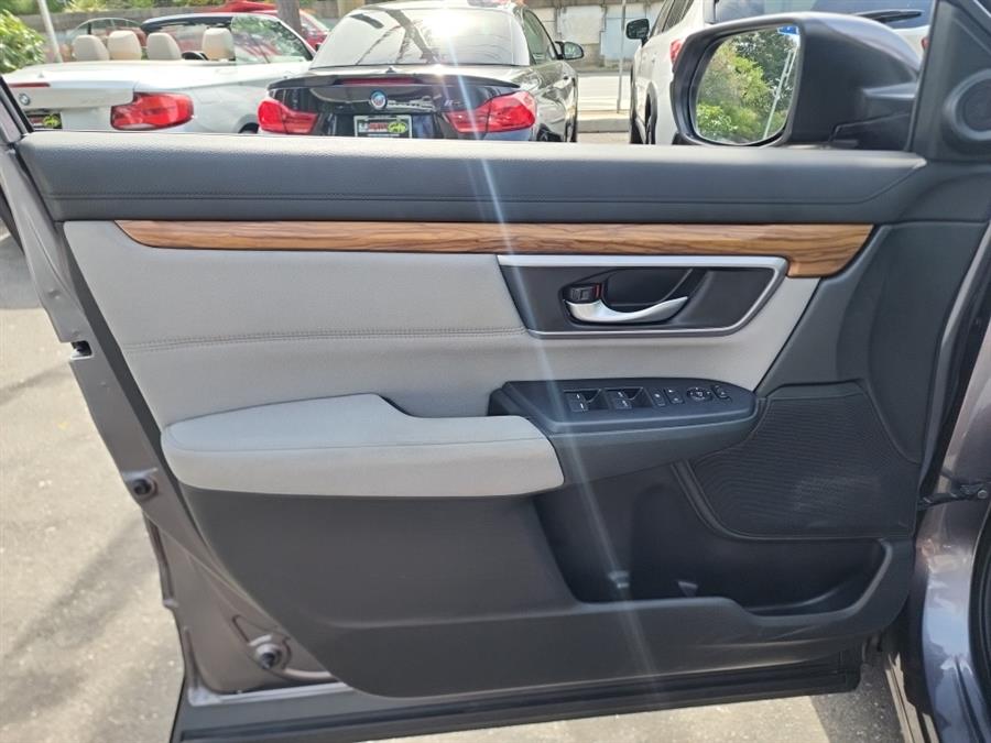 2017 Honda CR-V EX AWD, available for sale in Islip, New York | L.I. Auto Gallery. Islip, New York 2017 Honda CR-V EX AWD, available for sale in Islip, New York | L.I. Auto Gallery. Islip, New York