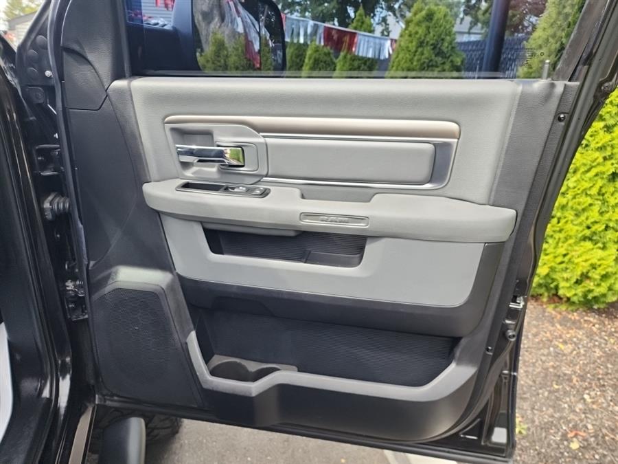2015 Ram 2500 4WD Crew Cab 149" Big Horn, available for sale in Islip, New York | L.I. Auto Gallery. Islip, New York 2015 Ram 2500 4WD Crew Cab 149" Big Horn, available for sale in Islip, New York | L.I. Auto Gallery. Islip, New York