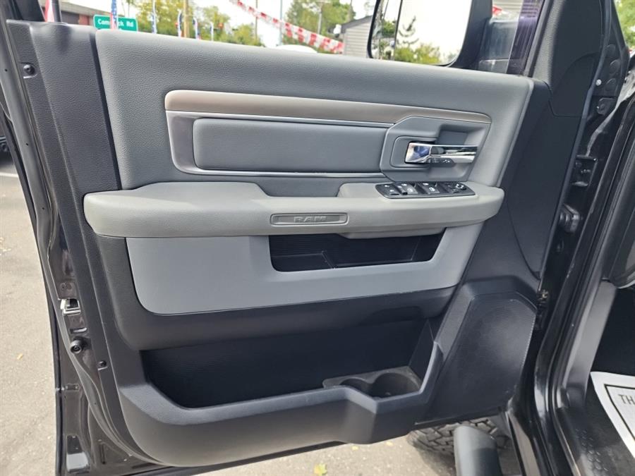2015 Ram 2500 4WD Crew Cab 149" Big Horn, available for sale in Islip, New York | L.I. Auto Gallery. Islip, New York 2015 Ram 2500 4WD Crew Cab 149" Big Horn, available for sale in Islip, New York | L.I. Auto Gallery. Islip, New York